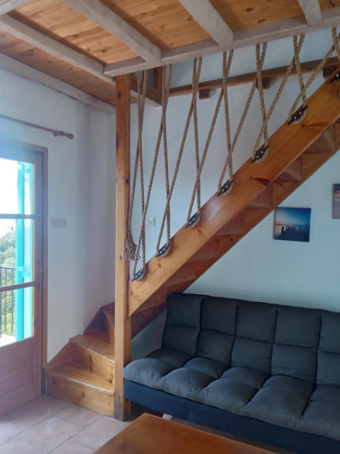 Iordanis House- Traditional House In Old Alonnisos Exterior foto
