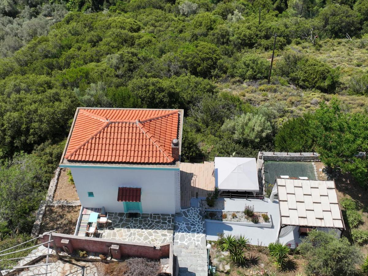 Iordanis House- Traditional House In Old Alonnisos Exterior foto